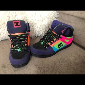 DC skate shoes